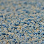 gros plan billes plastiques bleues